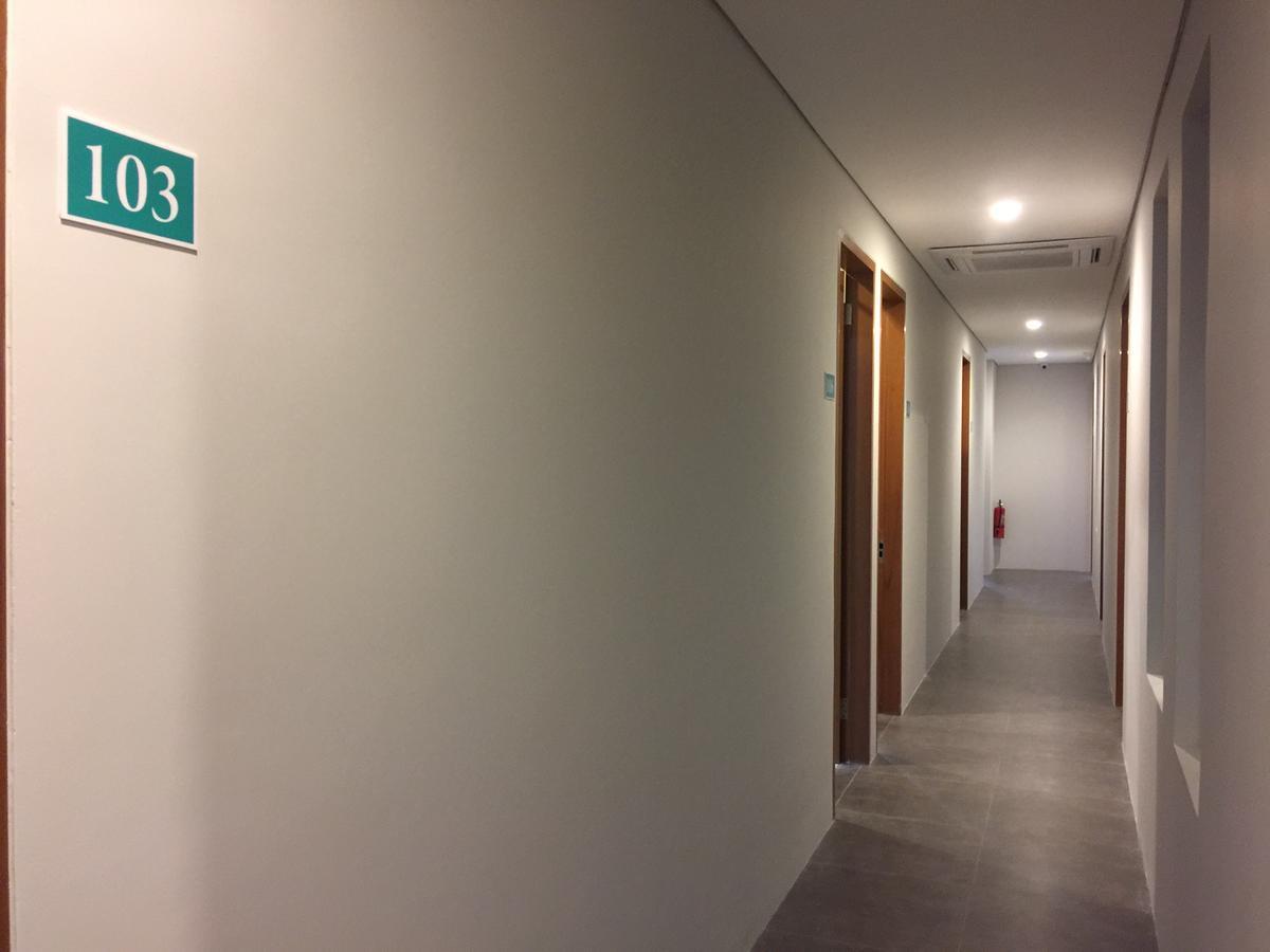 U Stay Hotel Tebet Jacarta Exterior foto
